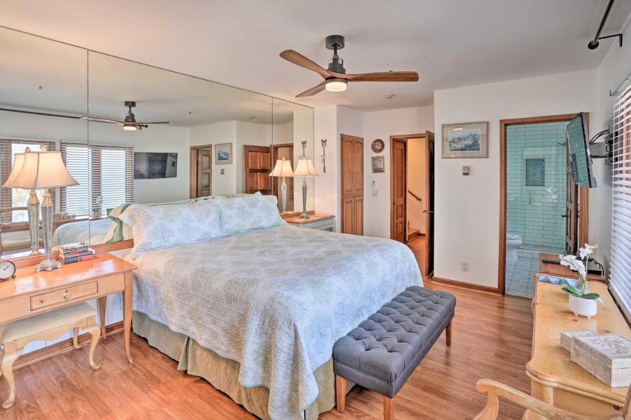 Quiet Avalon Getaway Villa With Ocean View And Balcony Luaran gambar