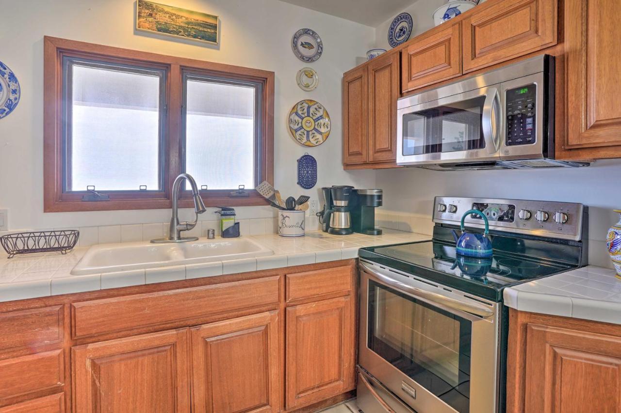 Quiet Avalon Getaway Villa With Ocean View And Balcony Luaran gambar
