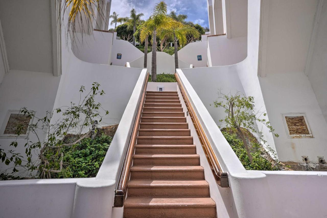 Quiet Avalon Getaway Villa With Ocean View And Balcony Luaran gambar